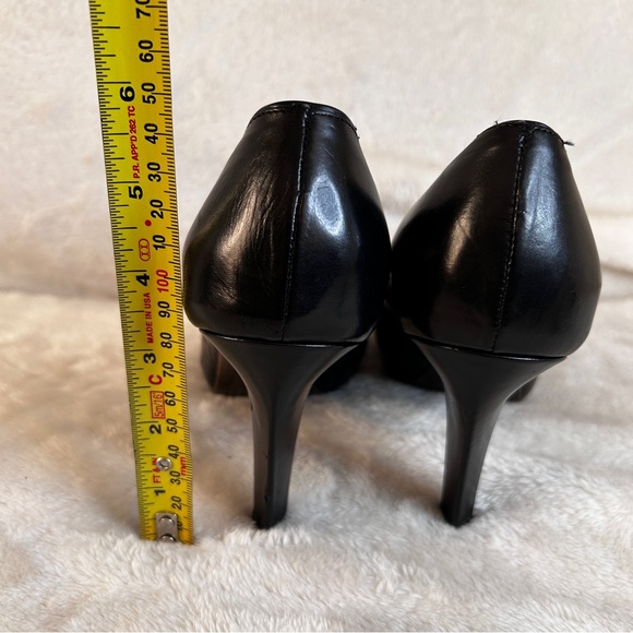 Donald J. Pliner Peep Toe Shoes Size 6.5 - Picture 5 of 9